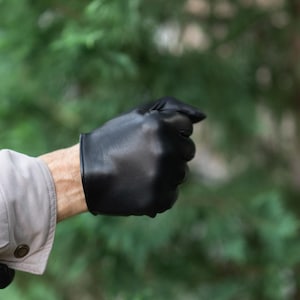 Men's short SILK lined gloves - BLACK - hairsheep nappa leather - size 9.5