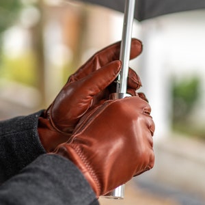 Men&#39;s LAMB FUR lined Gloves - COGNAC - hairsheep leather