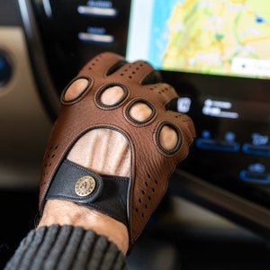 Men's DRIVING Gloves BROWN-BLACK deerskin leather image 2
