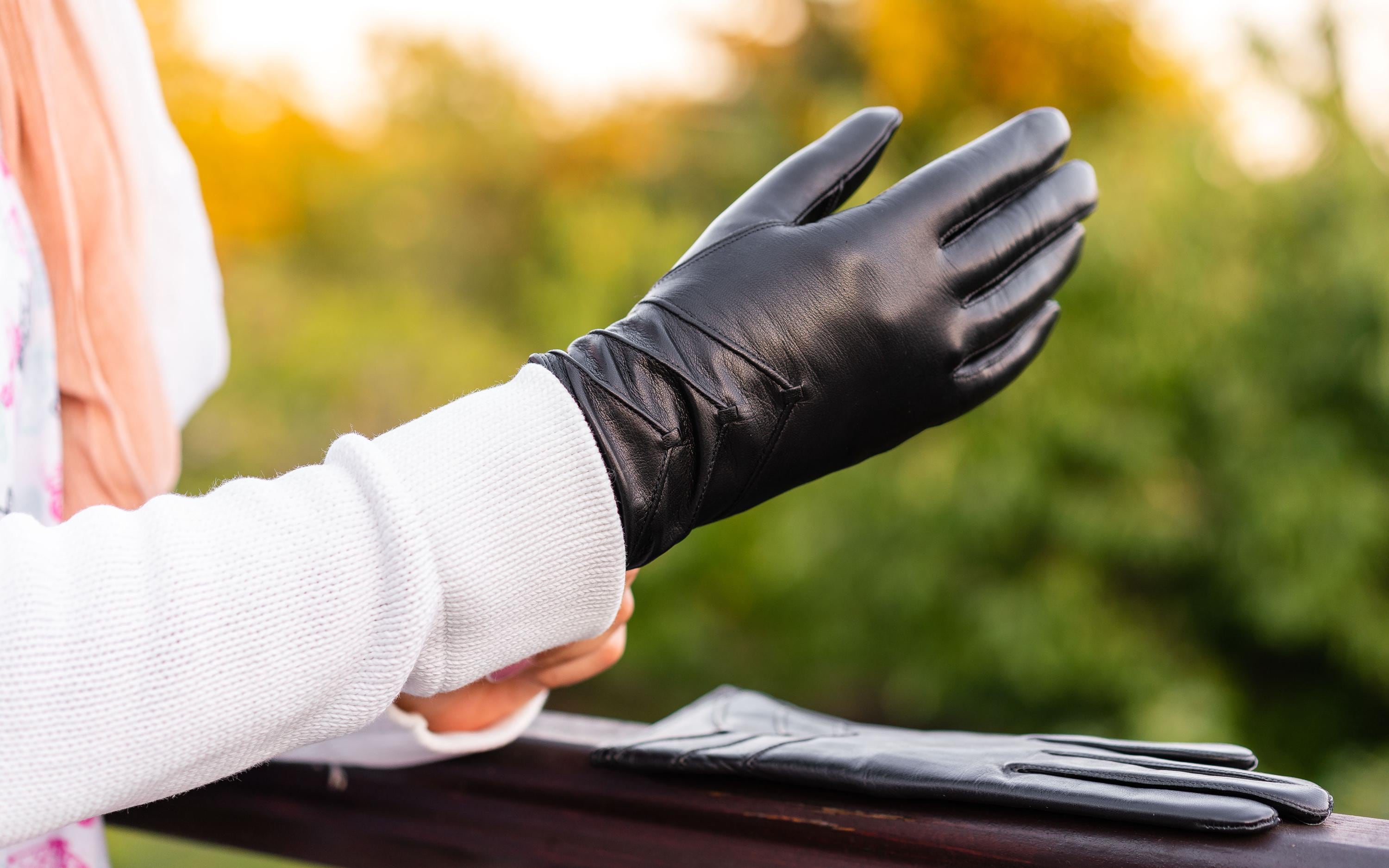 BETLEWSKI Guanti Invernali Da Donna In Pelle Di Pecora Con Fodera Morbida – Modello Sophia, Colore Nero, Caldi Ed Eleganti