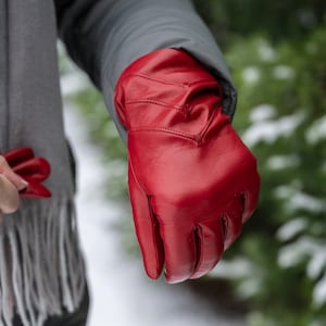 Women&#39;s Gloves - RED - wool lined - hairsheep leather