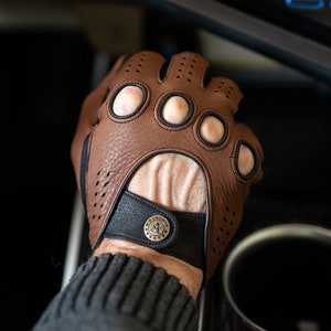 Men's DRIVING Gloves BROWN-BLACK deerskin leather image 6