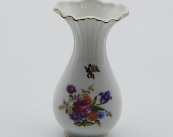 Fleur Japan Vase in White Porcelain, Gold Top and Base Trim, Scalloped top with Flutes, Vintage Bud Vase