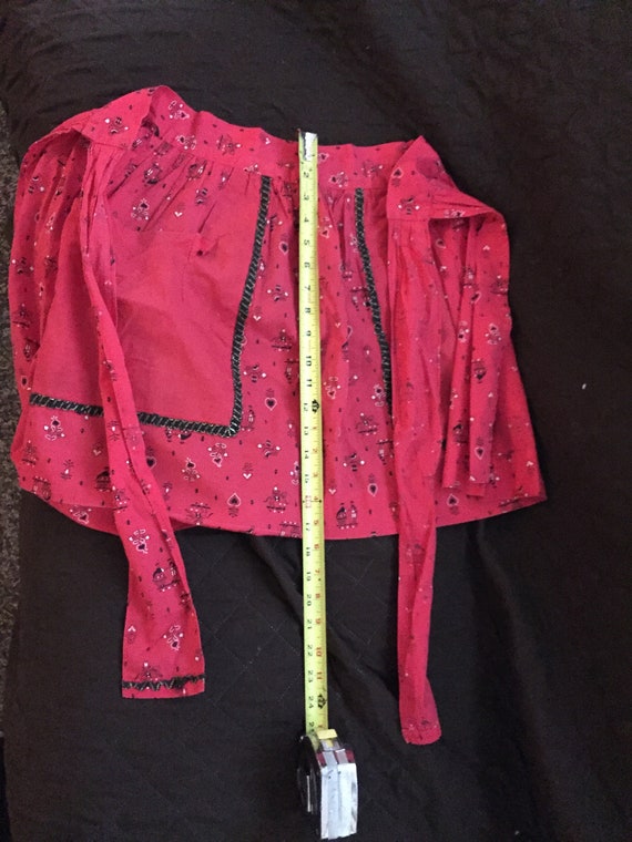 Red Harvest pattern apron - image 5