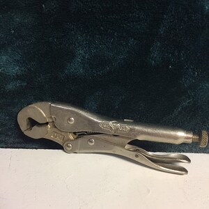 Petersen Dewitt Vise Grip No. 10W Locking Pliers - Curved Jaw, 9in