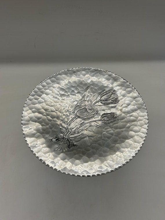Rodney Kent Silver Co Hand Wrought Hammered Aluminum Platter
