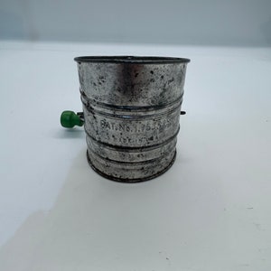 Vintage Flour sifter (JAS) Vintage Flour sifter (JAS)