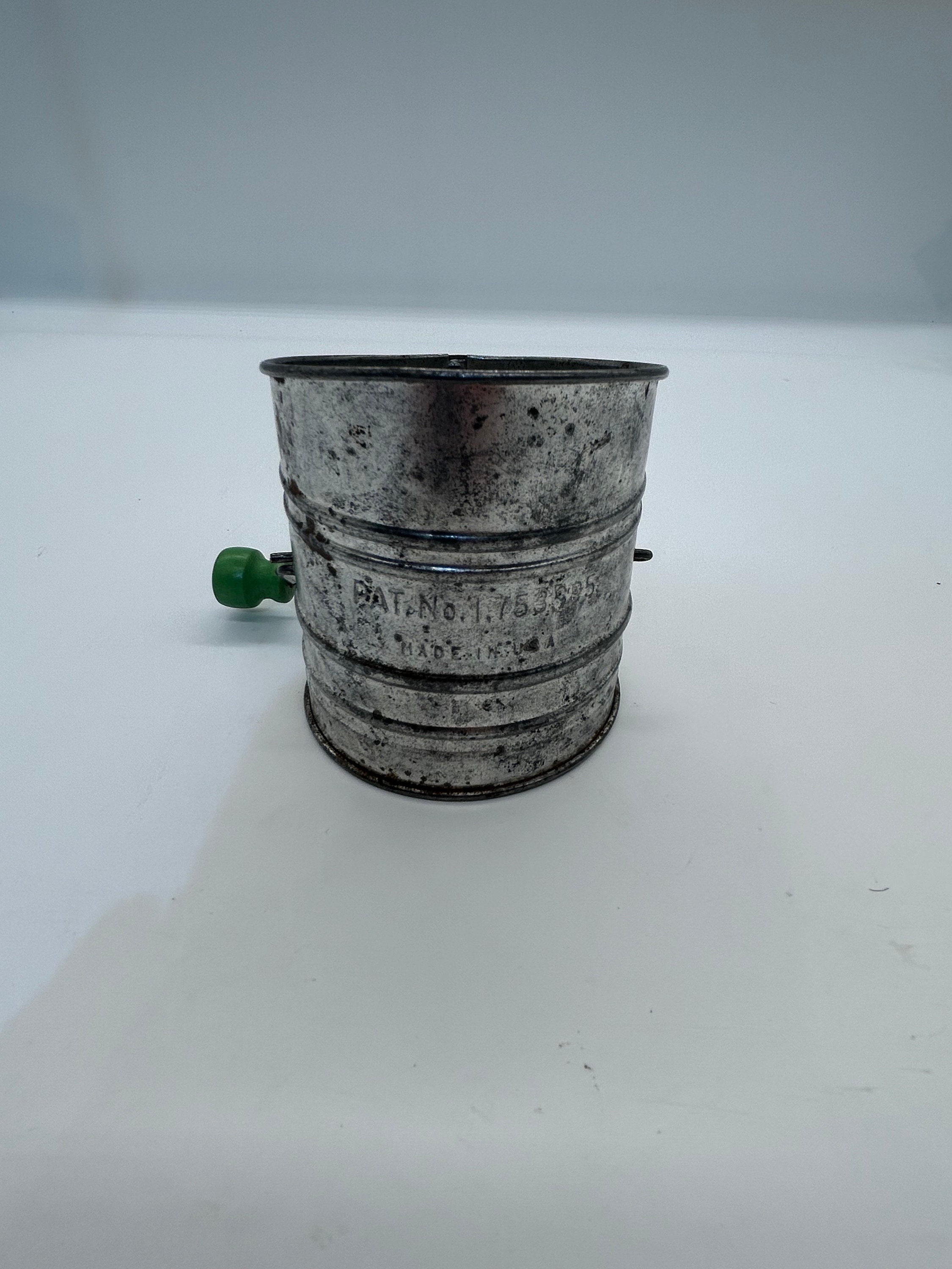 Vintage Flour sifter (JAS) Vintage Flour sifter (JAS)