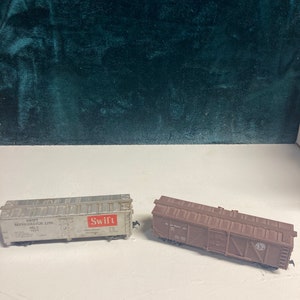 HO train car group lot Swift refrigerated line boxcar Great Northern Railway stock car sliding doors!