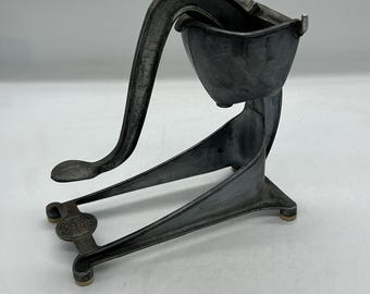 Wear Ever Aluminum Mid Century Juicer With Original Screen Insert