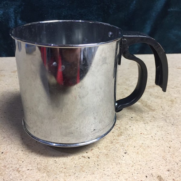 Stainless steel Hand Flour sifter