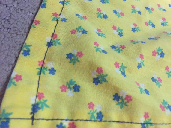 Yellow floral  pattern apron - image 2
