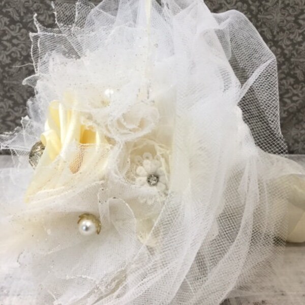 bouquet de mariée blanc et ivoire