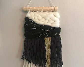 Black and White Roving with Gold