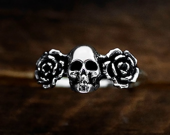 Silver skull ring memento mori ring  925 silver ring