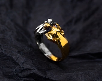 Vampire Ring – Gothic Ring with Gold Plated Silver 925, Dracula Embrace, Dark Romance Jewelry, Macabre Art Ring, Halloween Gift