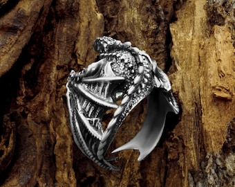 Ring in Sterling Silver with Dragon Design, Gothic Fantasy Jewelry for Men, Adjustable Medieval Cosplay Gift or LARP Accessory for Him