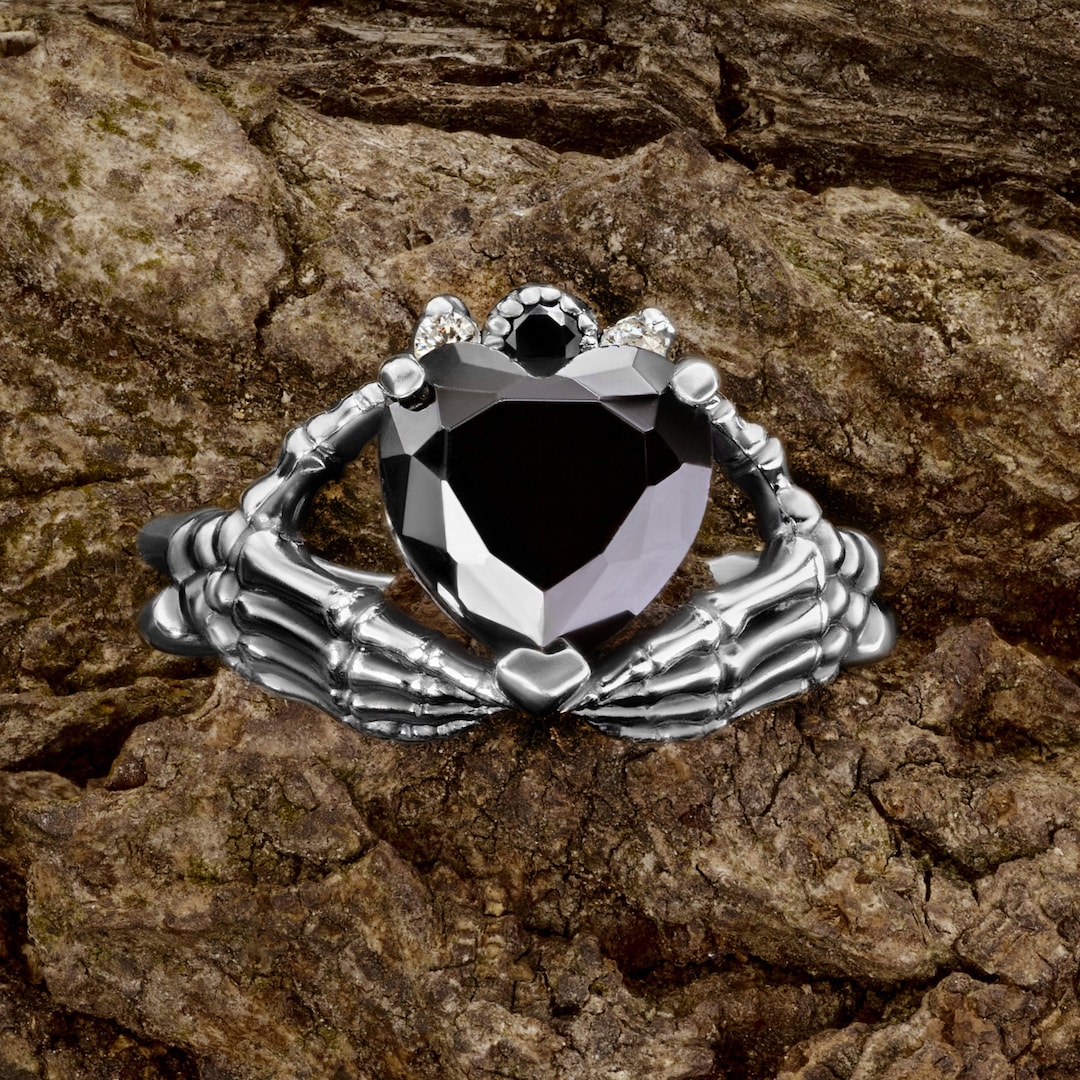 Gothic Wedding Ring,claddagh Ring,skeleton Wedding Ring Made of