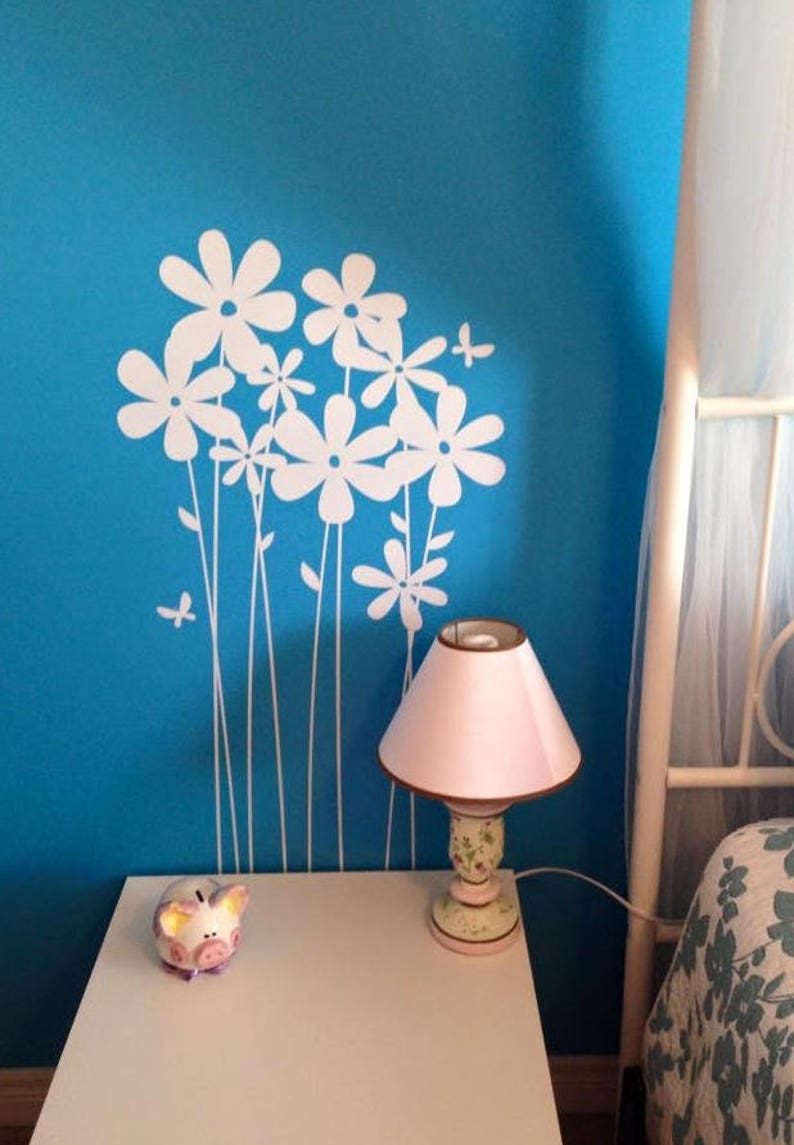Vinyl daisies / vinyl wall flowers / flower wall decal / Etsy