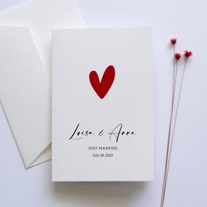 Just Married - Personalisierte Karte zur Hochzeit - Veredelt mit Herz und individuellem Text Red