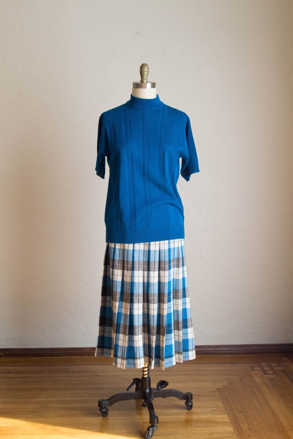 Vintage Knit Sweater/ Teal Sweater/ Vintage Short