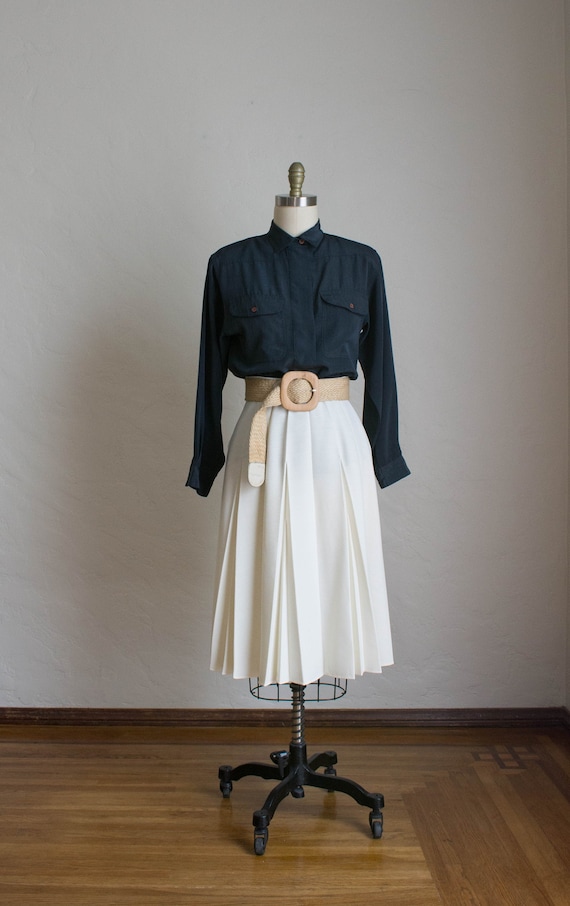 Creamy Vintage Pleated Skirt/ Classic Pleated 70's