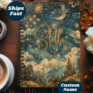 Quaderno a spirale personalizzato con mezzaluna celeste e stelle, diario personalizzato con cielo stellato, diario regalo con luce stellare, arte incantata del bosco