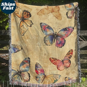 Boho Vintage Butterfly Woven Blanket, Monarch Butterfly Throw Wall Art Bohemian Home Decor Housewarming Gift, Gift for Lepidopterology Lover
