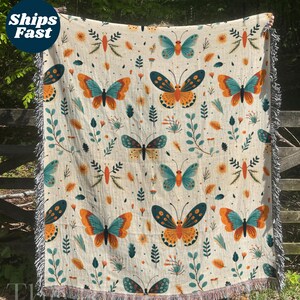 Boho Vintage Butterfly Woven Blanket, Monarch Butterfly Throw Wall Art Bohemian Home Decor Housewarming Gift, Gift for Lepidopterology Lover