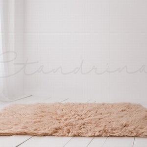 Baby und Kind digitaler Hintergrund, Fenster, weißes Holz und Flokati Teppich Hintergrund, weißes Studio neutraler Hintergrund für Babyfotografie