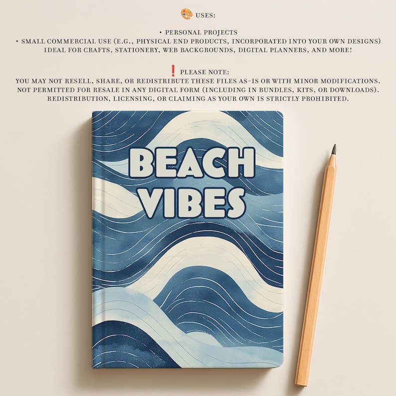 K&ouml;nnte beinhalten: Ein Notizbuch mit einem blau-wei&szlig;en Wellenmuster und den Worten "BEACH VIBES" in Wei&szlig;. Ein Bleistift aus Holz liegt daneben. Das Notizbuch ist f&uuml;r pers&ouml;nliche Projekte und kleine kommerzielle Zwecke bestimmt.