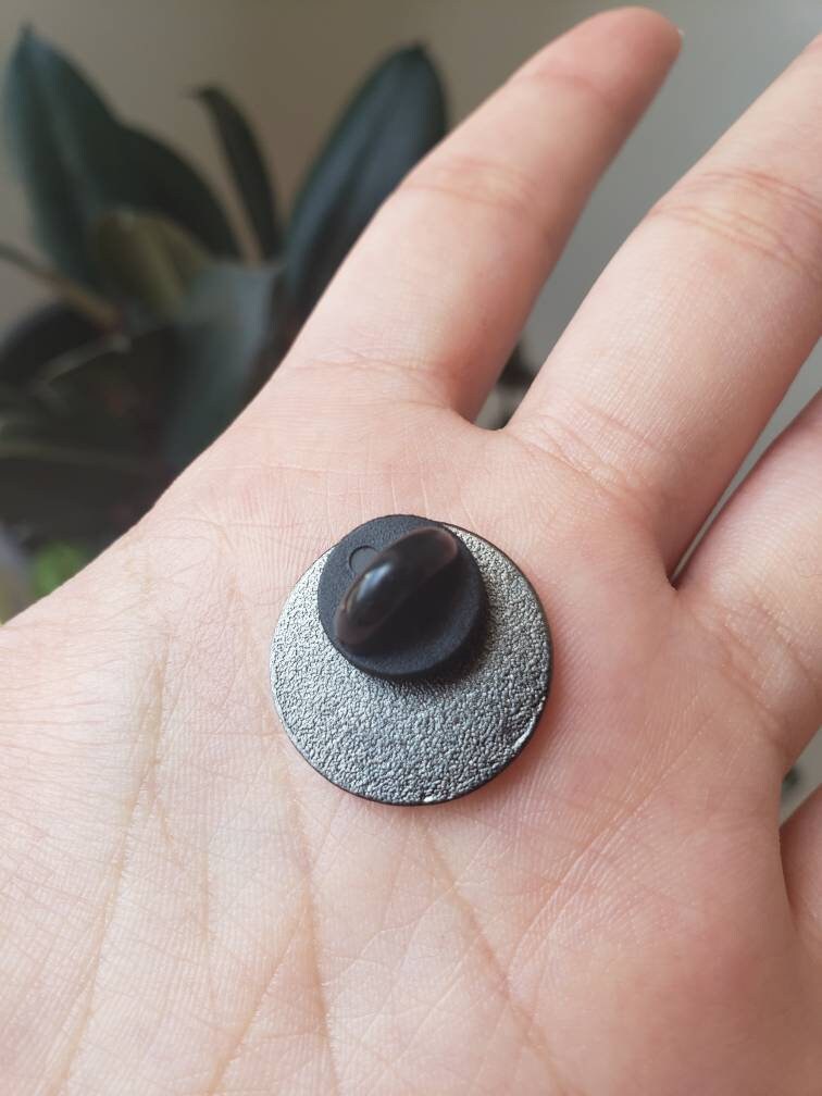 Air Hug Pin / Social Distancing / Long Distance / Friendship | Etsy