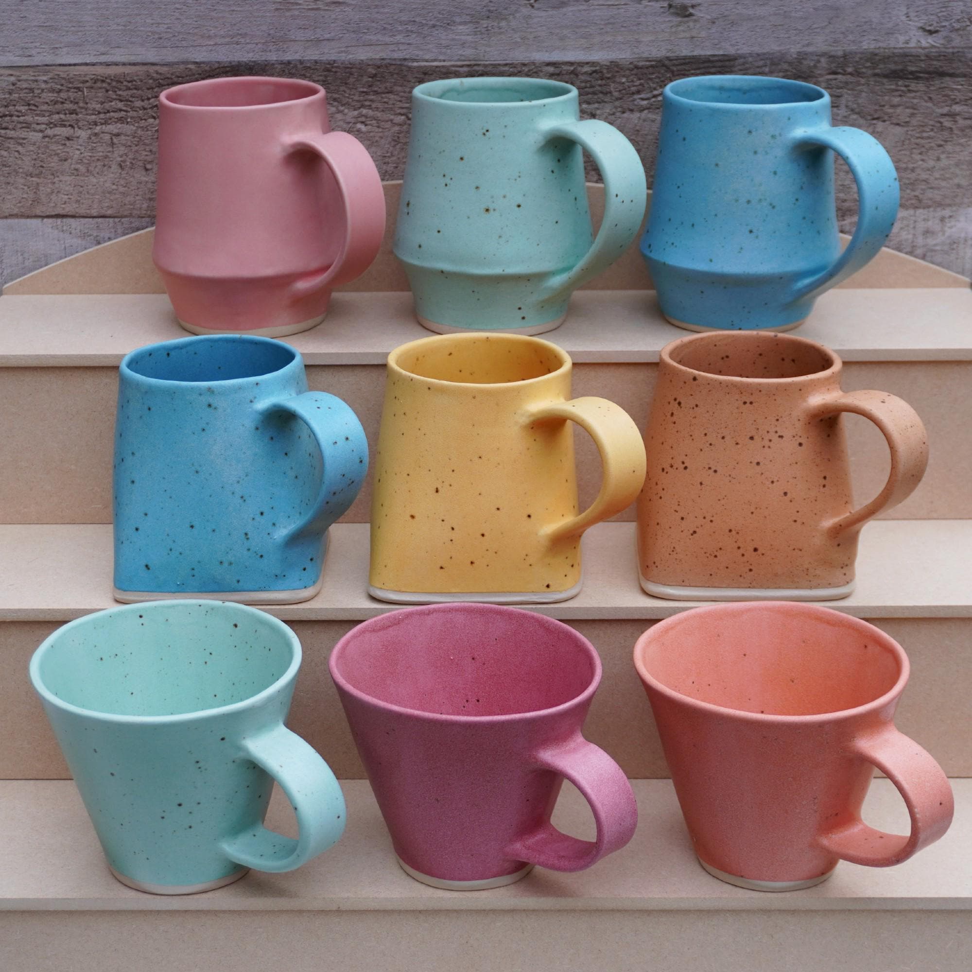 ピンクの陶器の花瓶 - Etsy 日本