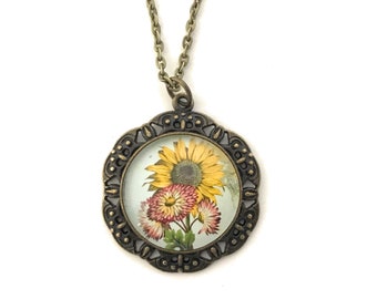 Sunflowers Necklace for Women, Vintage Flower Illustration Jewelry, Gift for Women