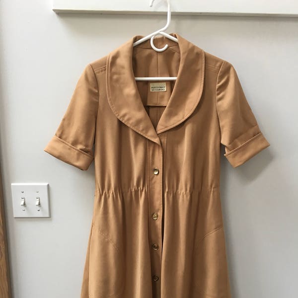 Reserved: RARE vintage dress // worker's dress // beige // made in US