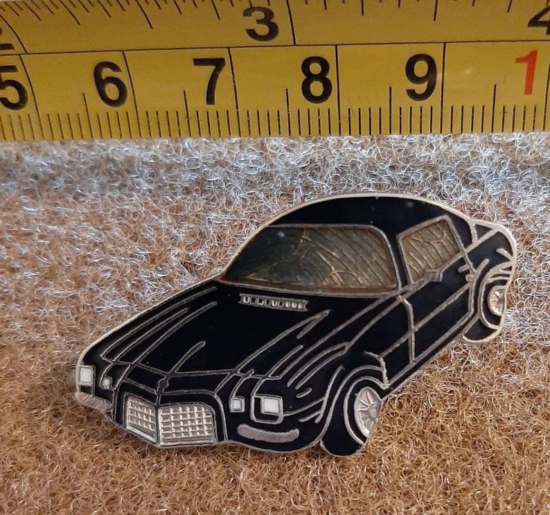 Vintage enamel classic car hat pins