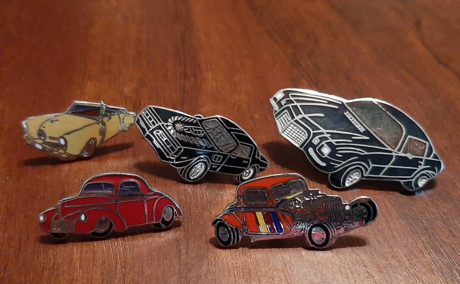 Vintage enamel classic car hat pins