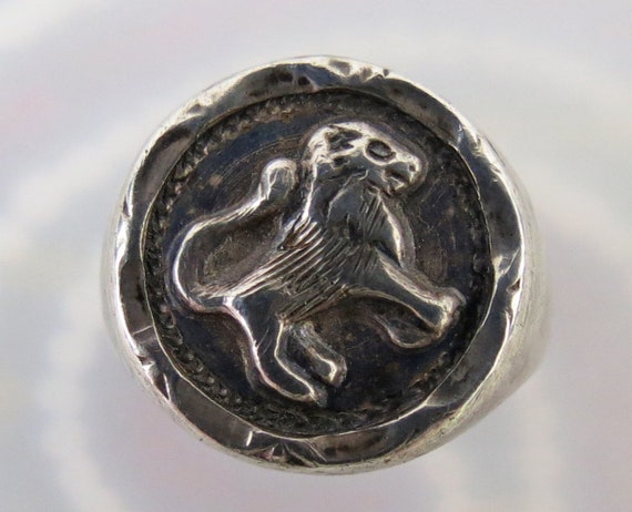 Vintage old Lion solid sterling silver everyday L… - image 2