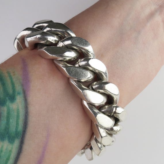 200 Gram Powerful Buffalo Turquoise Native American Sterling Silver Bracelet 200 Gram Powerful Buffalo Turquoise Native American Sterling Silver Bracelet