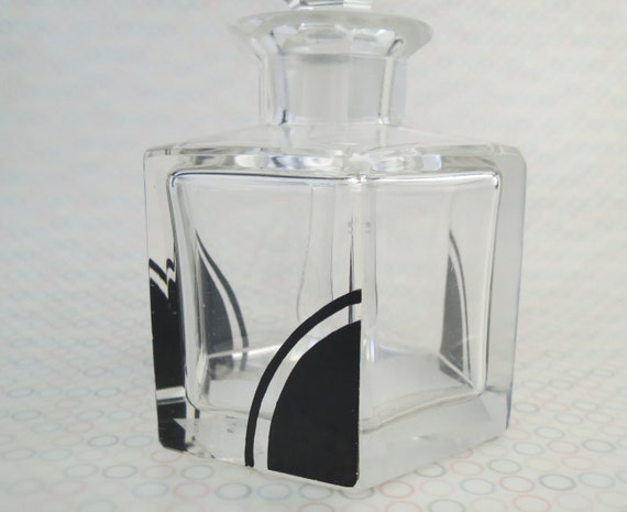 Vintage 1920s Art Deco crystal glass vanity or pe… - image 2