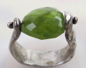 Green natural Spanish rough faceted Andalusite sterling silver spinner handmade ring size 8