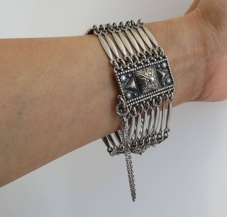Wide 7 14 inch long 8 slender link vintage Mexico sterling silver bracelet 77 grams