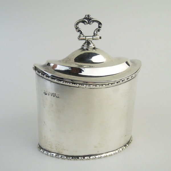 1908 Chester England George Nathan & Ridley Hayes antique sterling silver hinged lid and finial tea caddy