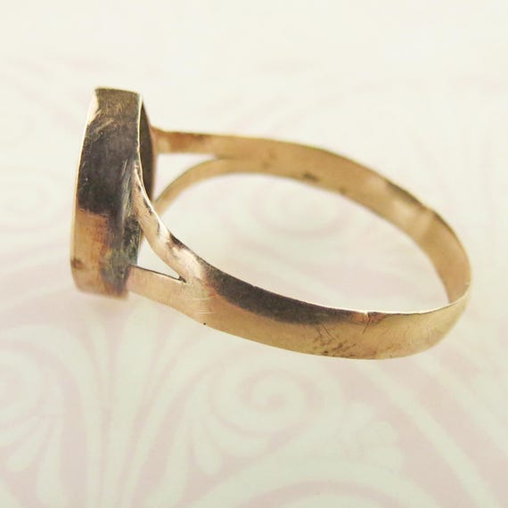 Signet Ring Letter R Antique Victorian signet letter R monogram 10k yellow… - Gem