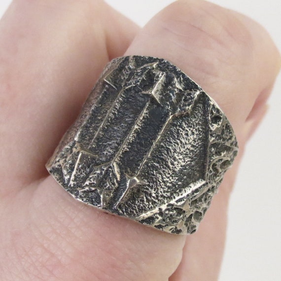 Important Aaron Anderson Navajo Whirling Logs Native American Jewelry Silver Tufa Casted Bracelet Important Aaron Anderson Navajo Whirling Logs Native American Jewelry Silver Tufa Casted Bracelet