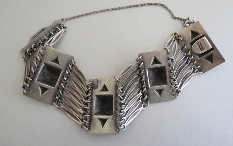 Wide 7 14 inch long 8 slender link vintage Mexico sterling silver bracelet 77 grams