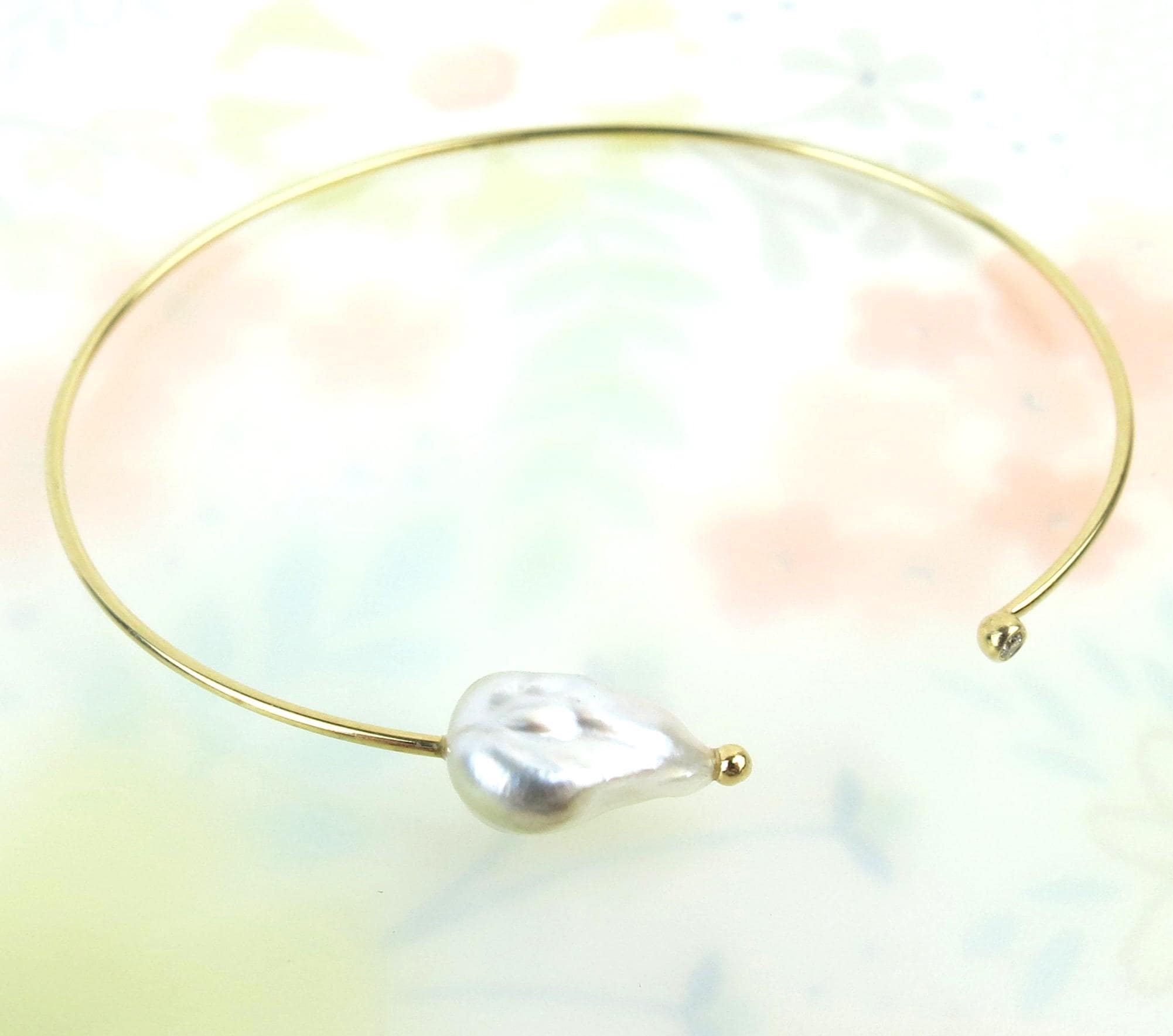 Mizuki 14k Gold Sea of Beauty Baroque White Pearl and Diamond Cuff