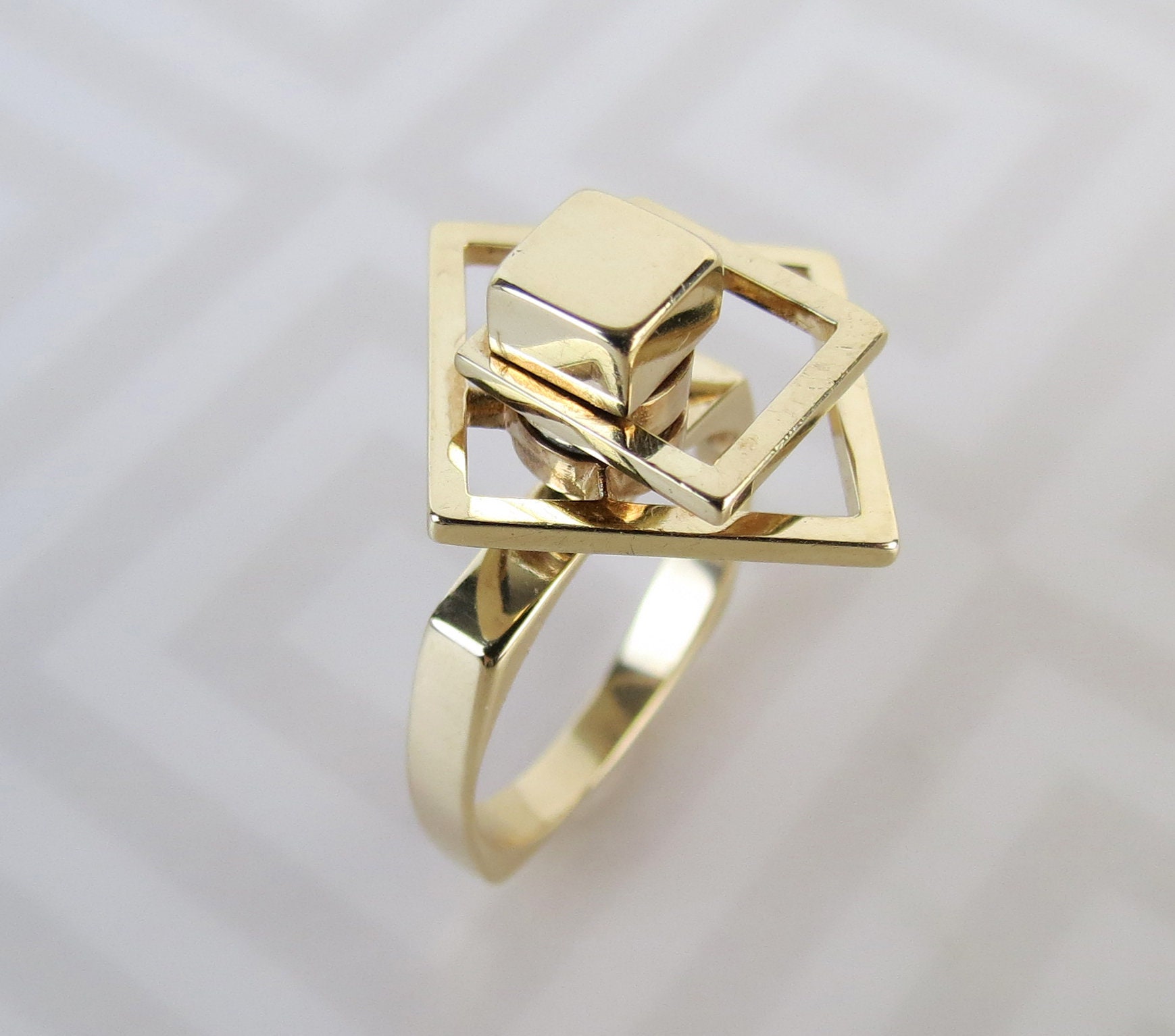 Previs site Enten twintig Norman Teufel 1975 14k Yellow Gold Swinger Spinner Ring Size - Etsy Singapore Previs site Enten twintig Norman Teufel 1975 14k Yellow Gold Swinger Spinner Ring Size - Etsy Singapore