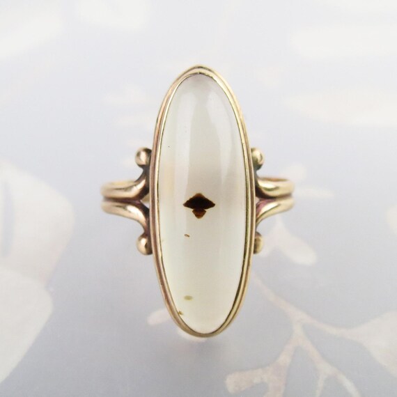 Like a solo bird in flight natural agate 10k yellow gold vintage ring size 6 View 4