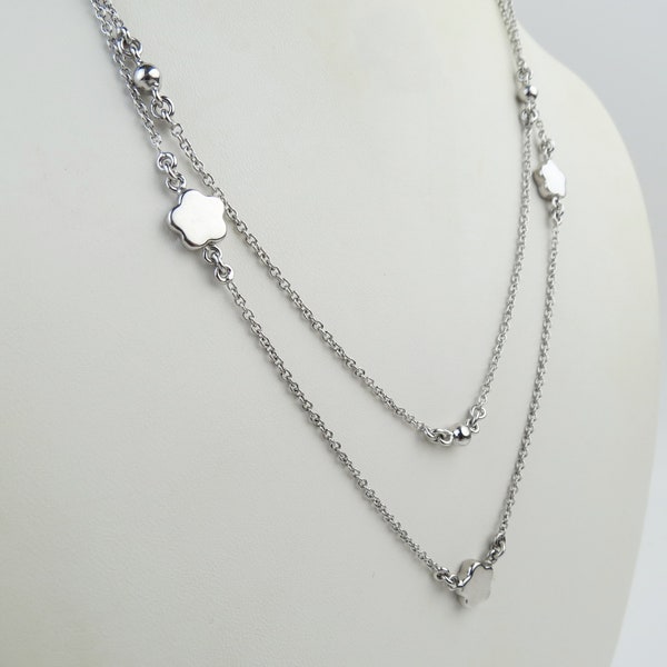 Three rounded stars or flowers double strand sturdy Milros Italian solid 14k white gold bib necklace